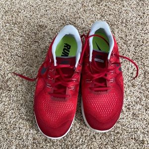 Women’s Nike shoes size 10